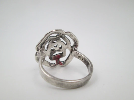 Women's openwork flower ring. 925 sterling silver and marcasite. Europe. 1980's