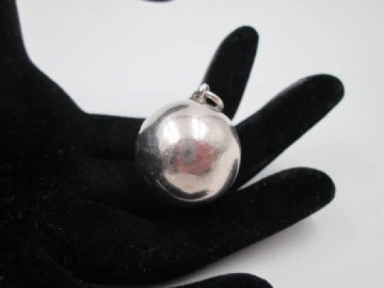 Women's rattle sphere pendant. 925 sterling silver. Ring. 1980's