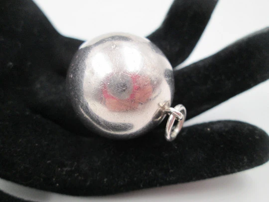 Women's rattle sphere pendant. 925 sterling silver. Ring. 1980's