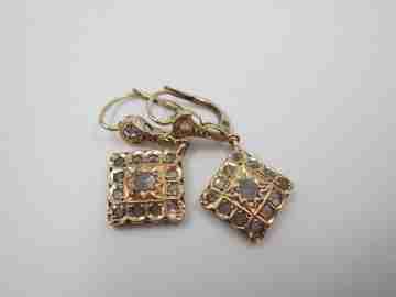 Women's rhombus earrings. 18k yellow gold. White sapphires. Lever clasp. 1950's
