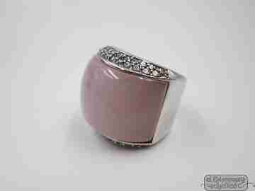 Women's ring. 925 sterling silver. Pink gem & rhinestones. Spain. 1990's
