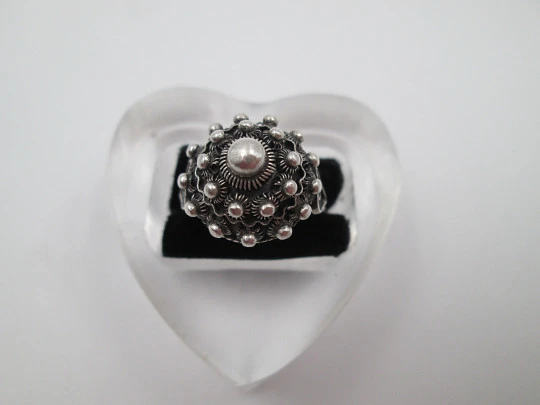 Women's ring. Charro button and hearts. 925 sterling silver. 1980's. Spain