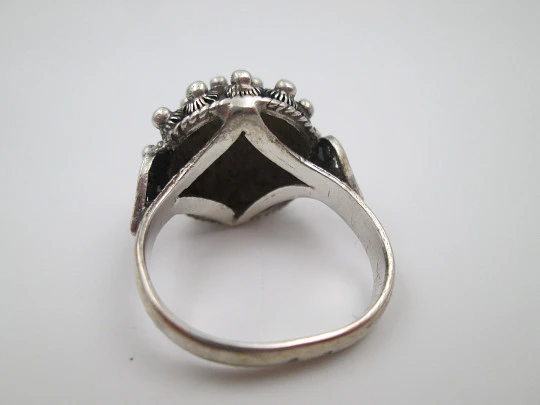 Women's ring. Charro button and hearts. 925 sterling silver. 1980's. Spain