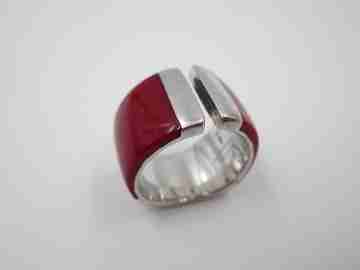 Women's ring. Jorge Revilla design. 925 sterling silver & red enamel