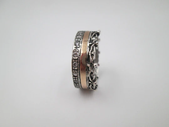 Women's ring. Sterling silver and gold rolled. White gems & vegetable motifs. 2000's
