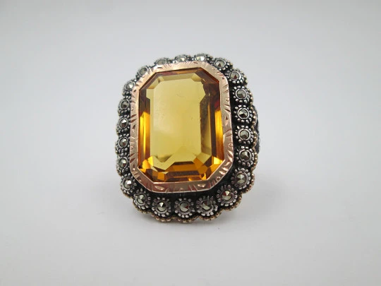 Women's ring. Sterling silver, yellow topaz and marcasite gems. Gold edge. 1980's