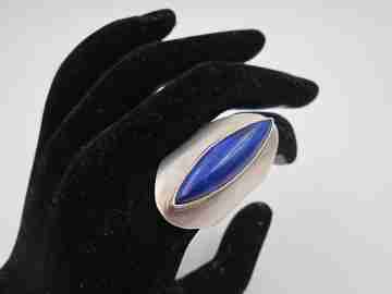 Women's shuttle ring. 925 sterling silver and sea blue stone. 1990's