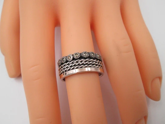 Women's spinner ring. Sterling silver and rolled gold. Marcasite stones. Portugal. 2000's