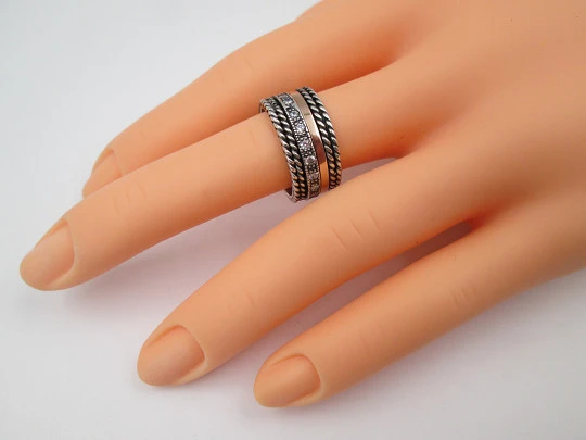 Women's spinner ring. Sterling silver and yellow gold. White gems. Portugal. 2000's Women's spinner ring. Sterling silver and yellow gold. White gems. Portugal. 2000's