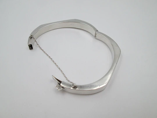 Women's square tubular bracelet. 925 sterling silver. Safety clasp. 1980's
