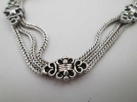 Women's threads bracelet. 925 sterling silver. Vegetable trims. Lobster clasp. Europe. 1990's Women's threads bracelet. 925 sterling silver. Vegetable trims. Lobster clasp. Europe. 1990's