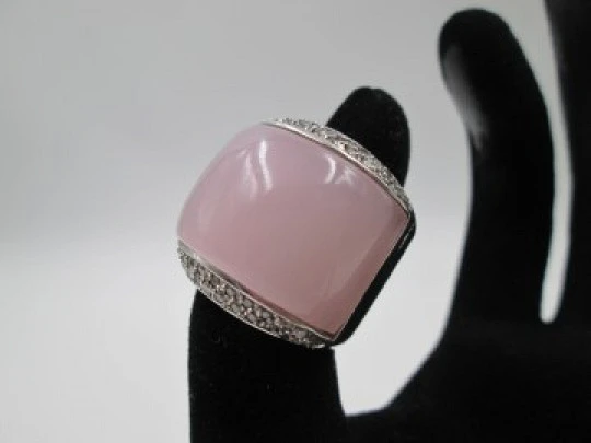 Women's wide ring. 925 sterling silver. Pink stone and rhinestones stripes. 1990's