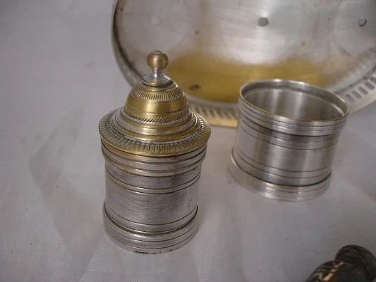 Writing desk set. Inkwells, tray, vessel and pen stand. Metal