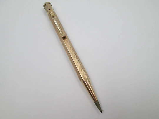 Yard-O-Led propelling pencil. Rolled gold. 1930's. England. Twist system