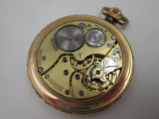 Zenith. Laminado en oro. Cuerda remontoir. Segundero. Estuche piel. Suiza. 1920