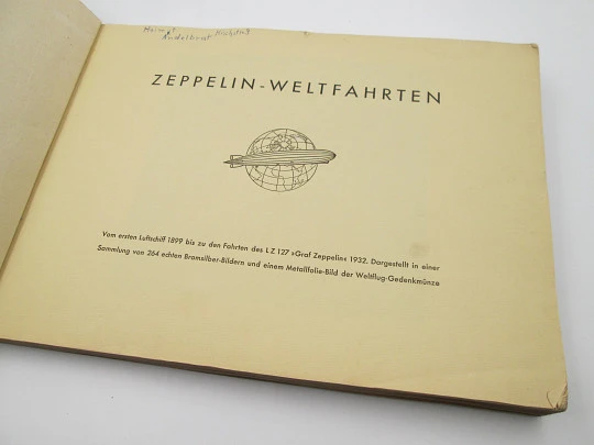 Zeppelin World Travels stickers album. 265 black cards. Germany. 1933. Softcover