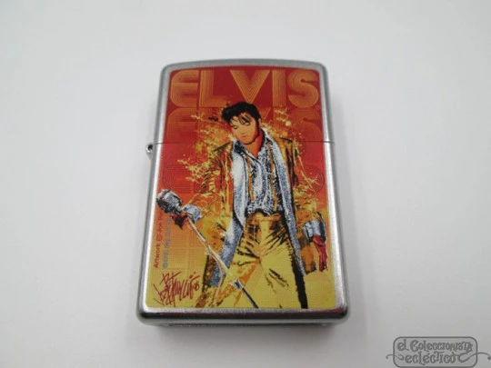 Zippo. Elvis Presley. Gasolina. 2009. Edición limitada. Latón plateado