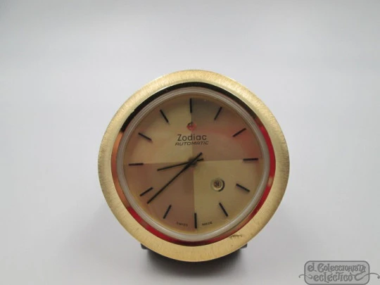 Zodiac LTD 34. Gold plated & stainless steel. Automatic. 1970. Oval case