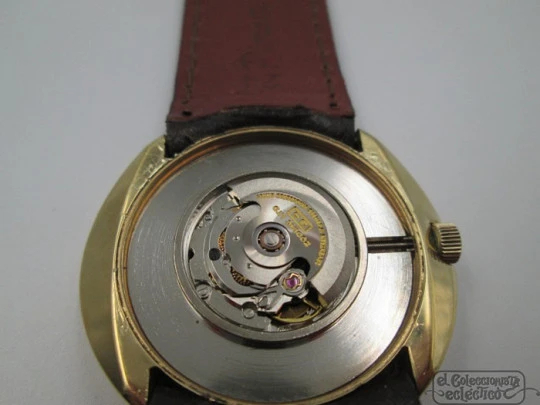 Zodiac LTD 34. Gold plated & stainless steel. Automatic. 1970. Oval case