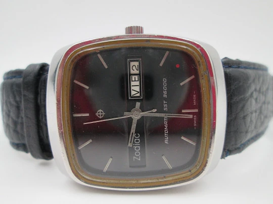 Zodiac SST 36000. Stainless steel. Automatic. 1970's. Date & day. Swiss