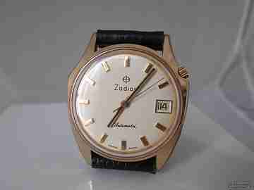 Zodiac. 20 micron gold plating. Date. Automatic. 1970's. Steel back