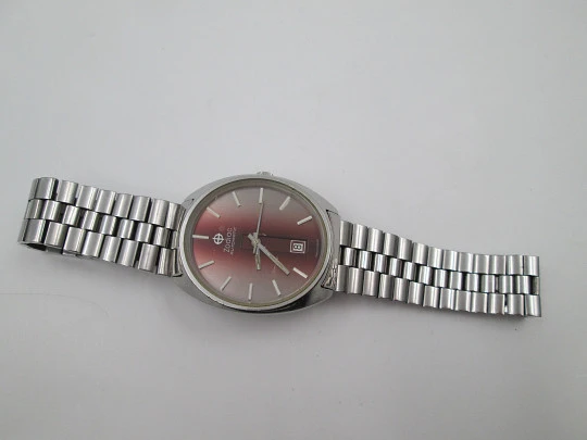 Zodiac. Automatic. Steel. Bitone iridescent dial. Calendar. Bracelet. 1970's