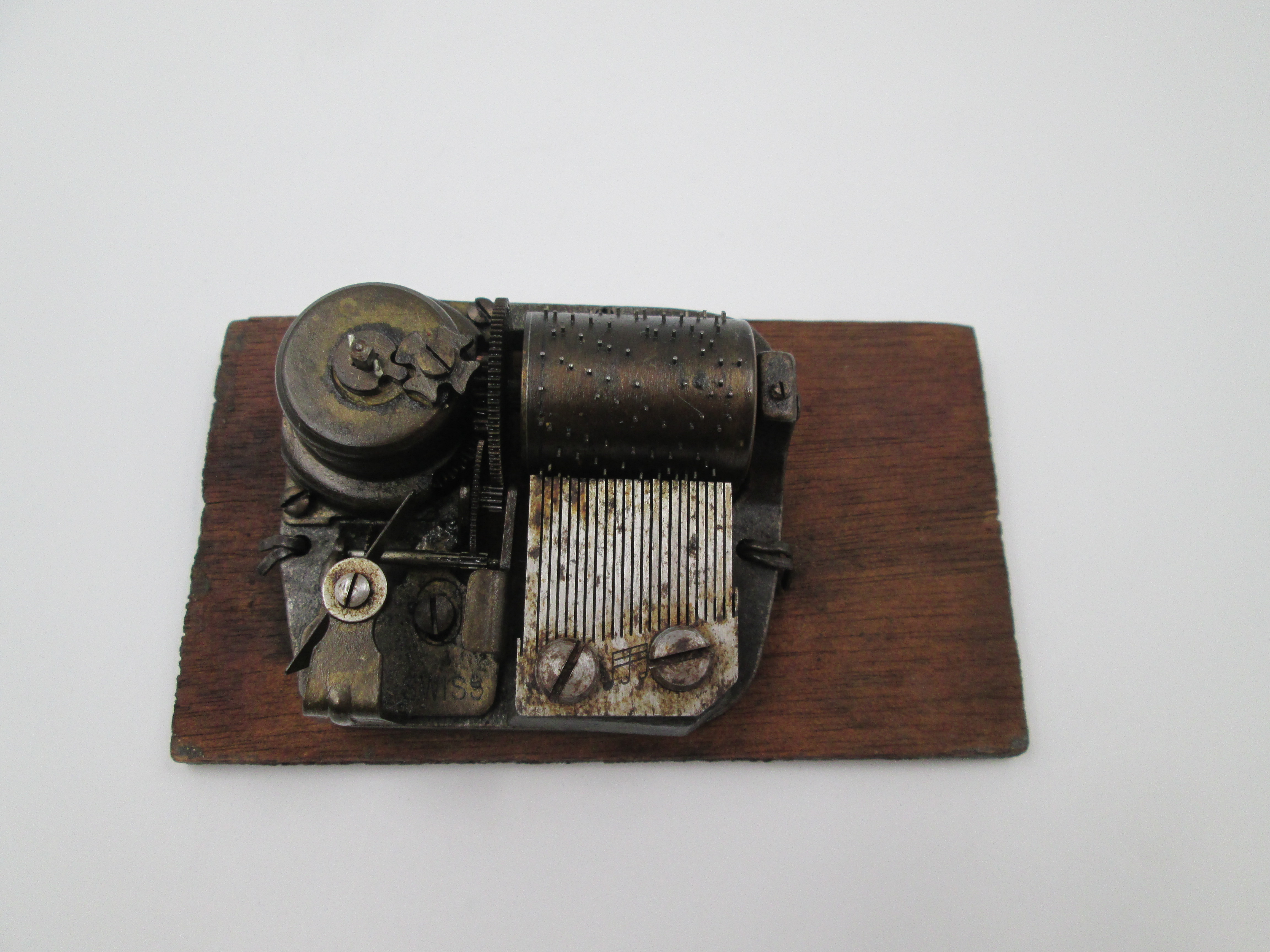 Swiss Music Box Mechanism Wind Up Movement Wood Stand 1940 El