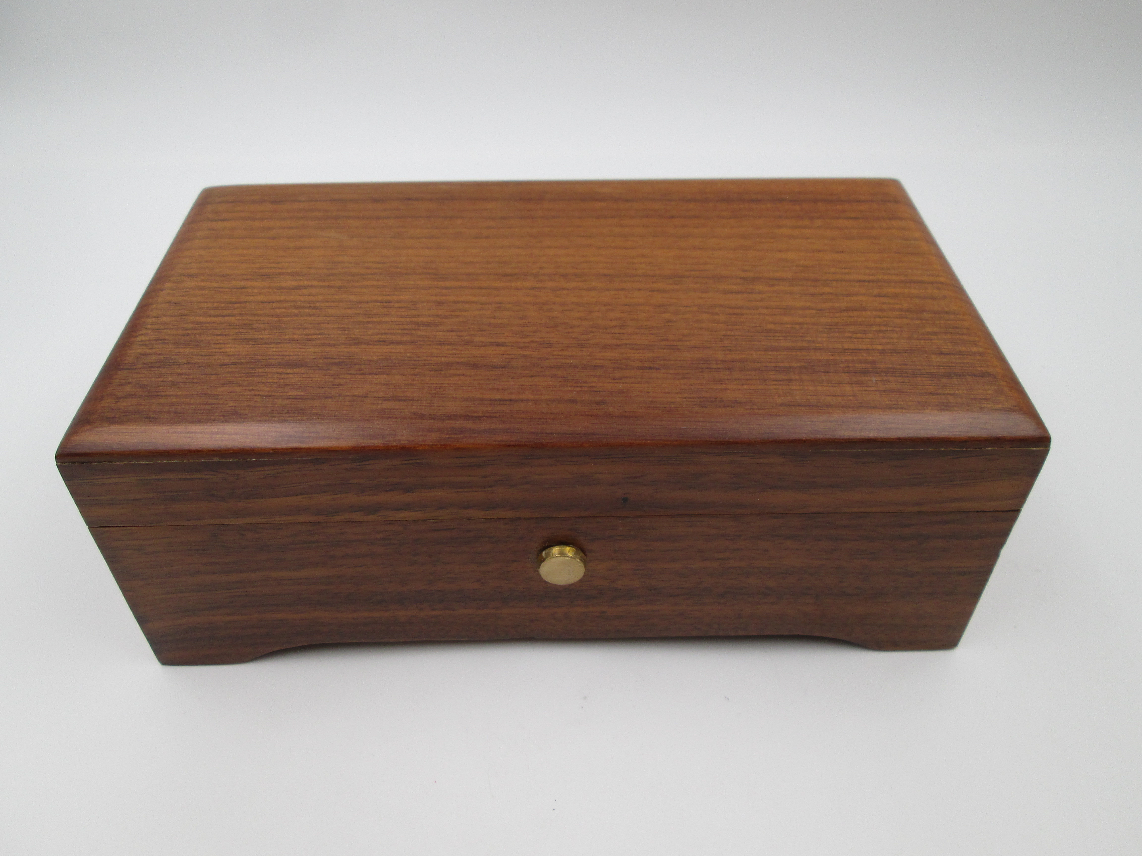Reuge wooden music box deals