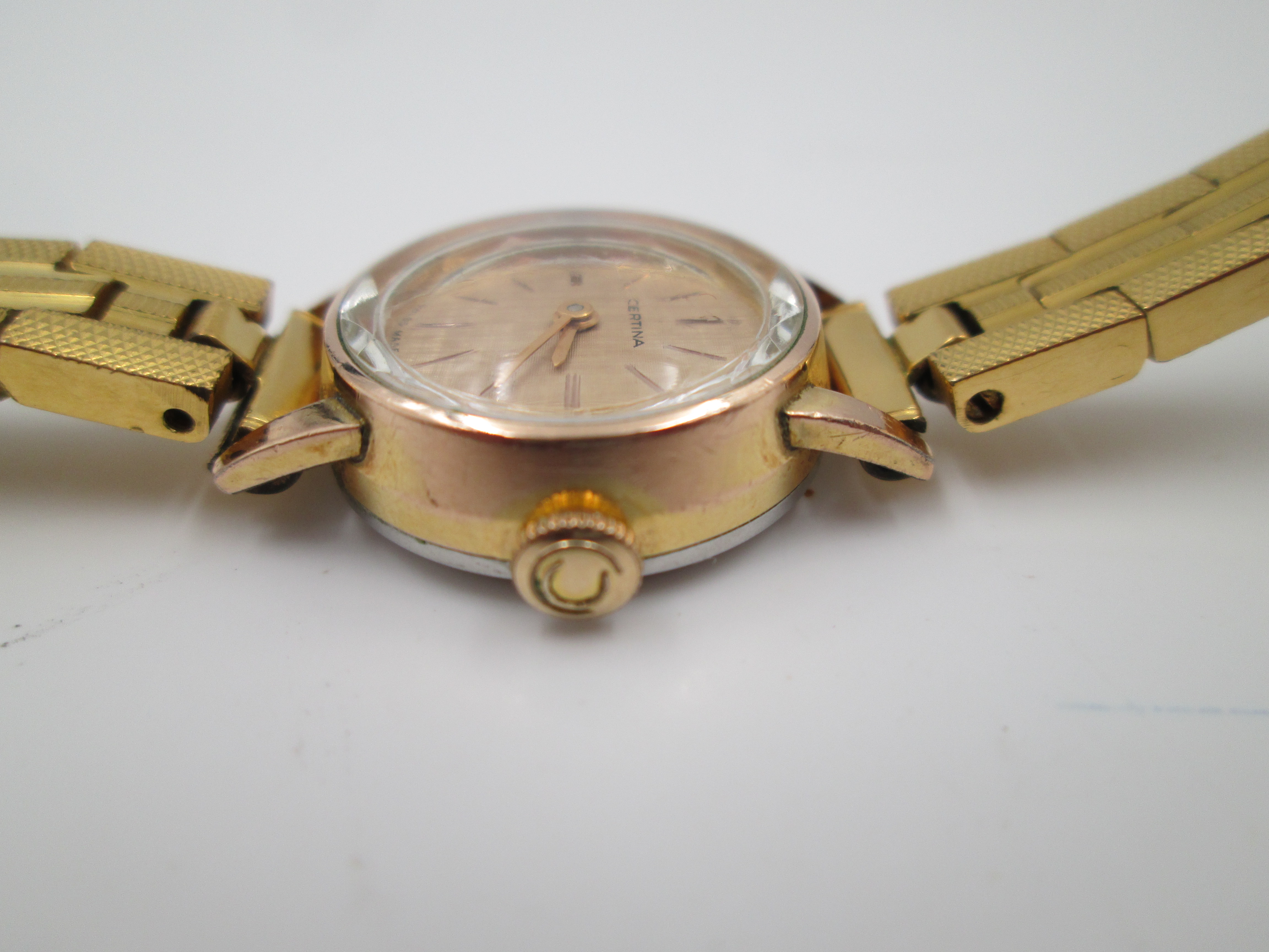Reloj certina store oro mujer