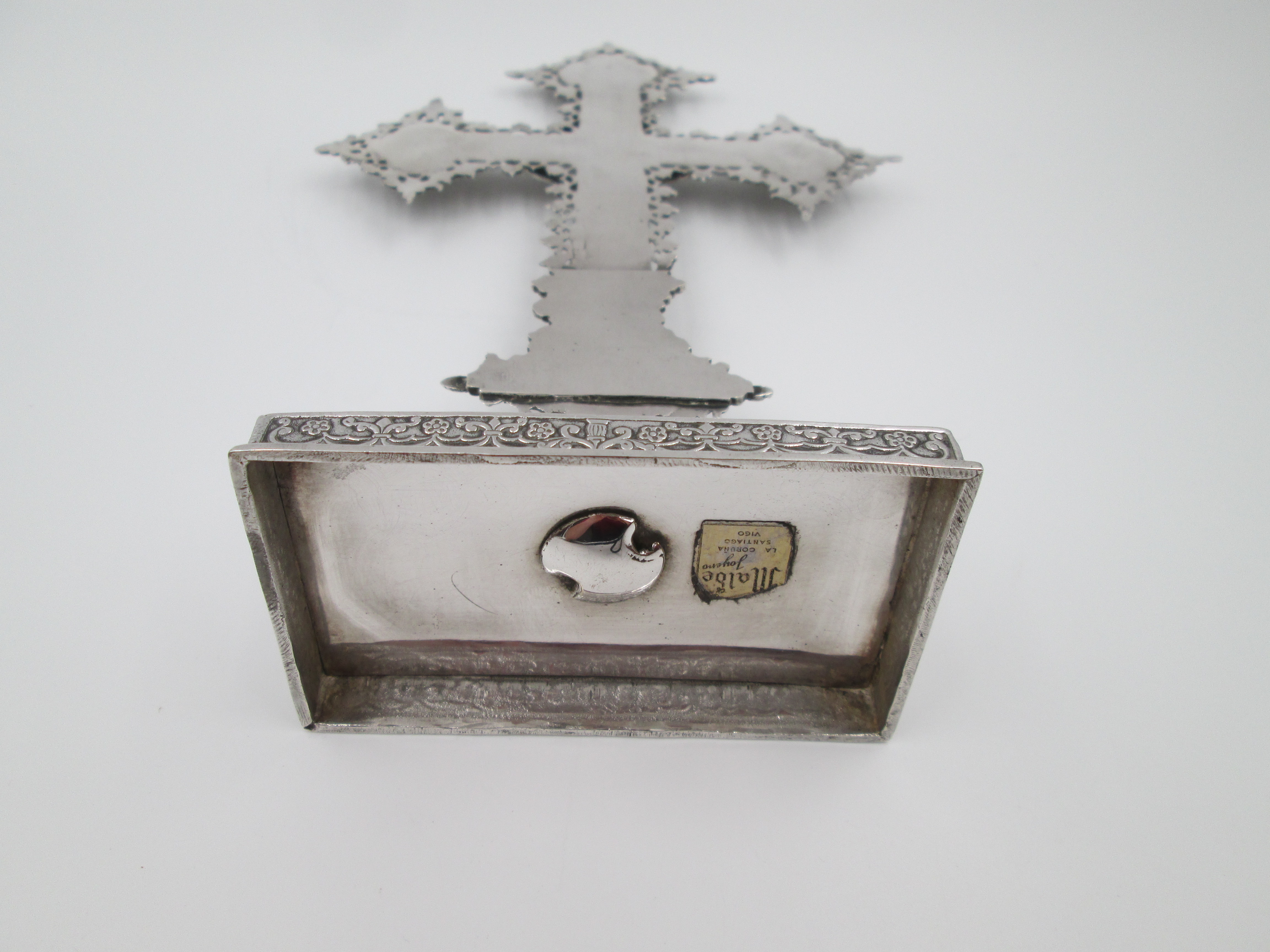 Table Crucifix With Tetramorphs And Pedestal Malde Jewelry | El ...