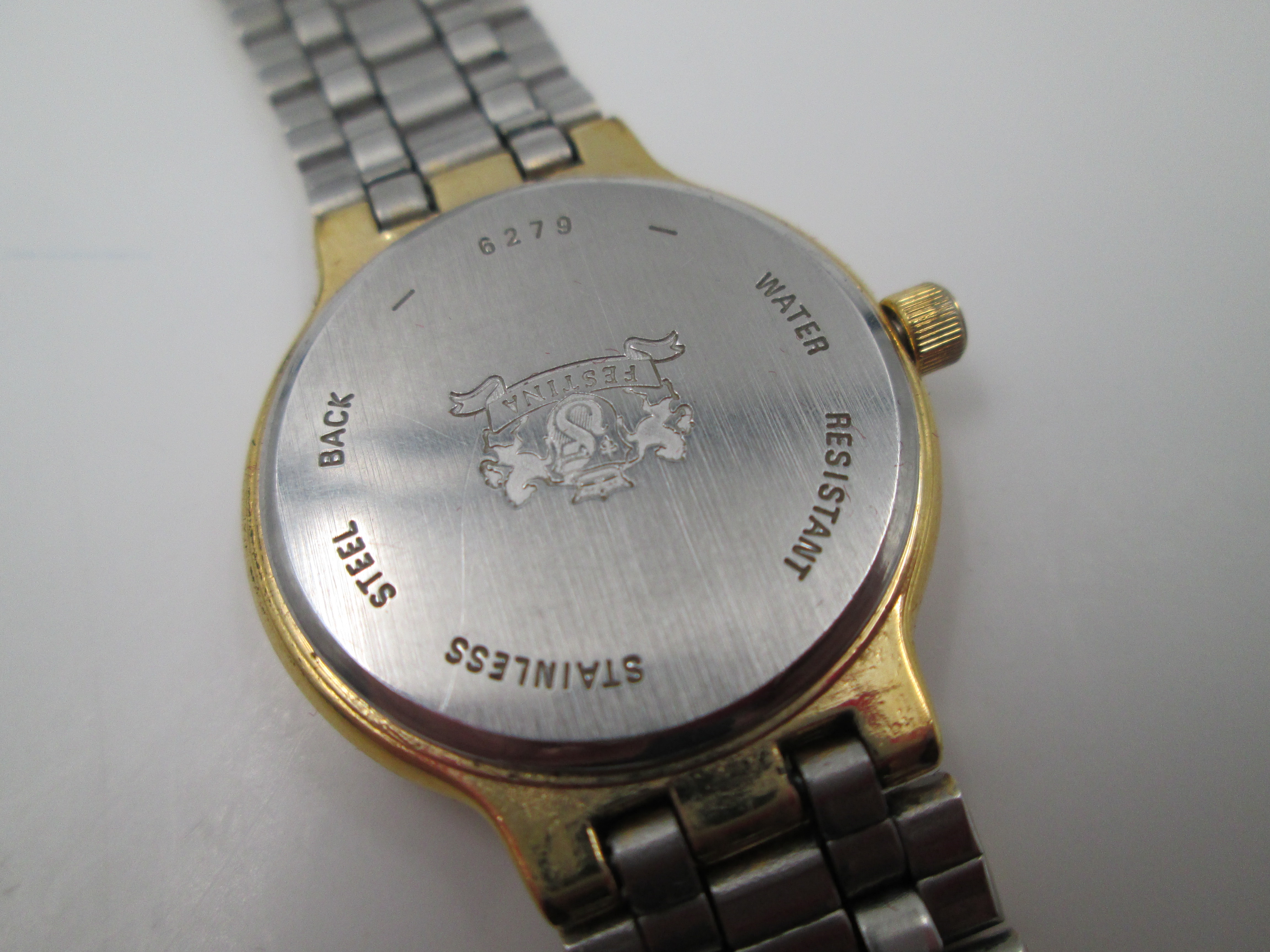 Steel back deals stainless quartz