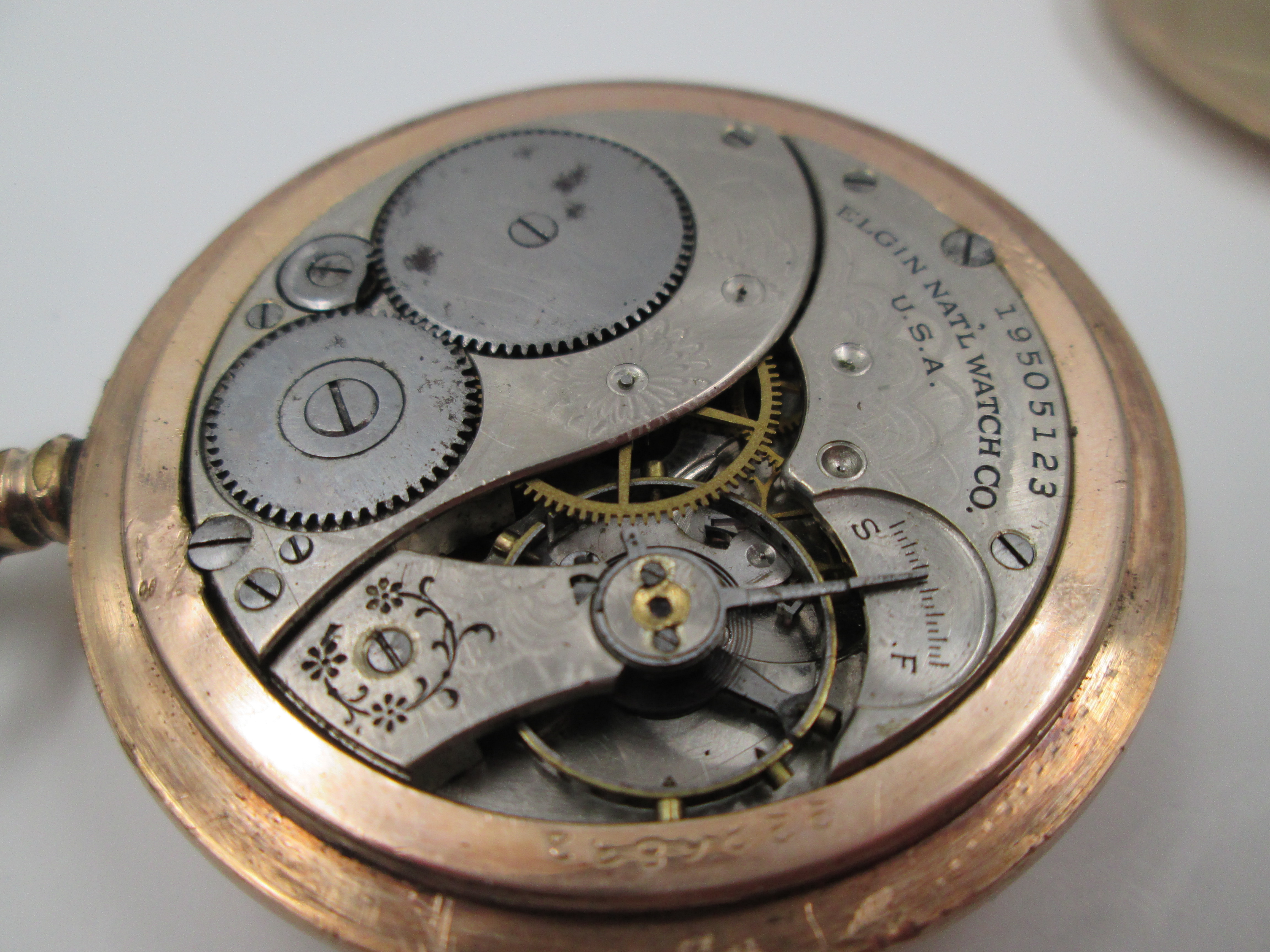 reloj de bolsillo chapado en oro cuerda remontoir 1920