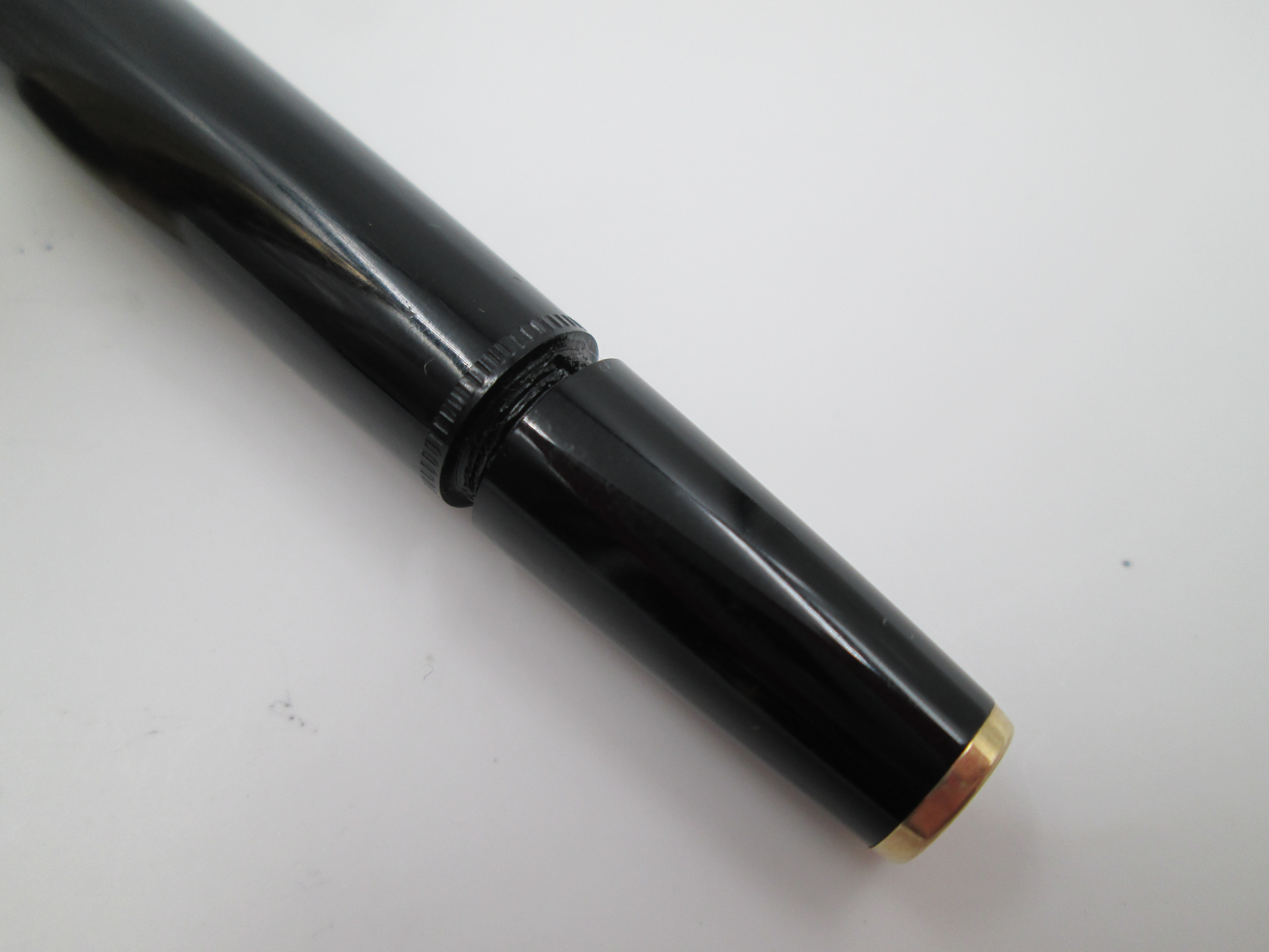 Geha 745 Goldschwinge Black Resin Gold Plated 14k Nib | El
