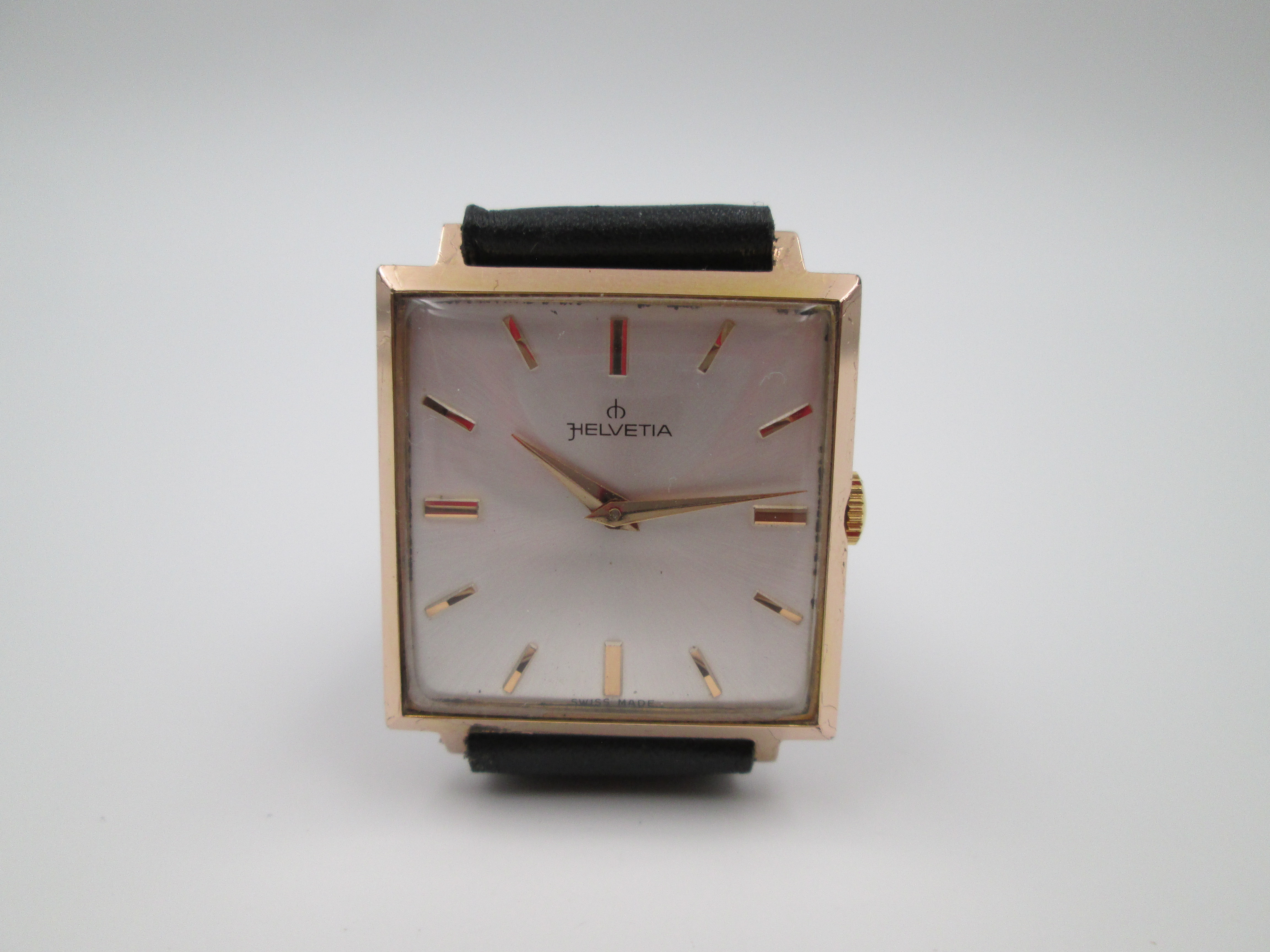Helvetia automatic outlet