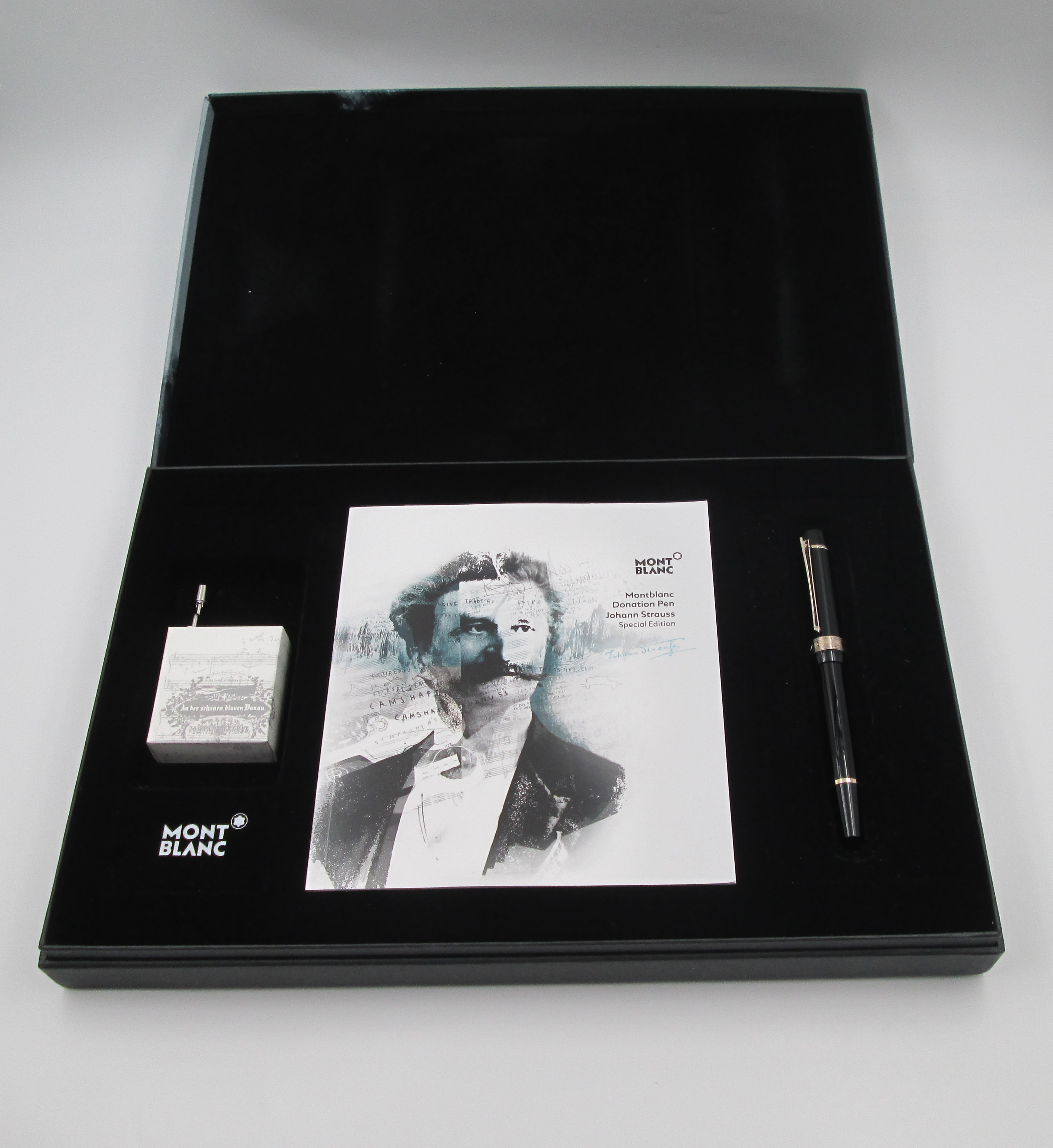 Montblanc johann strauss deals fountain pen