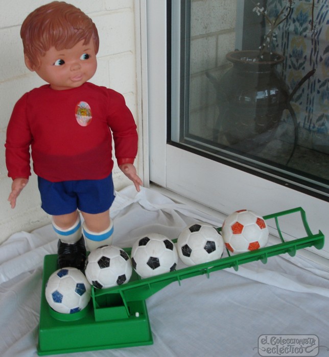 soccer player toys
