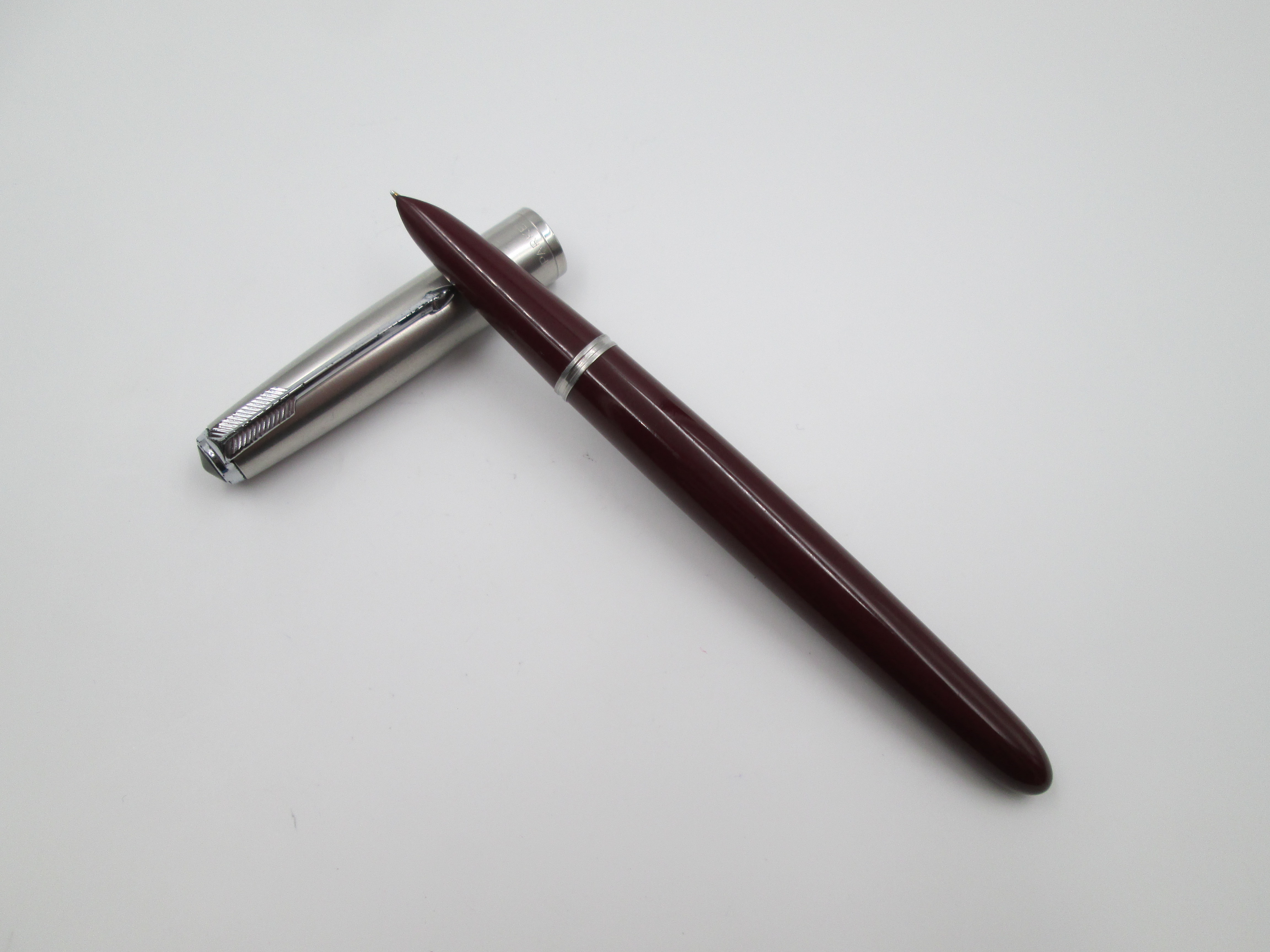 Parker 51. Burgundy Plastic Stainless Steel 1960