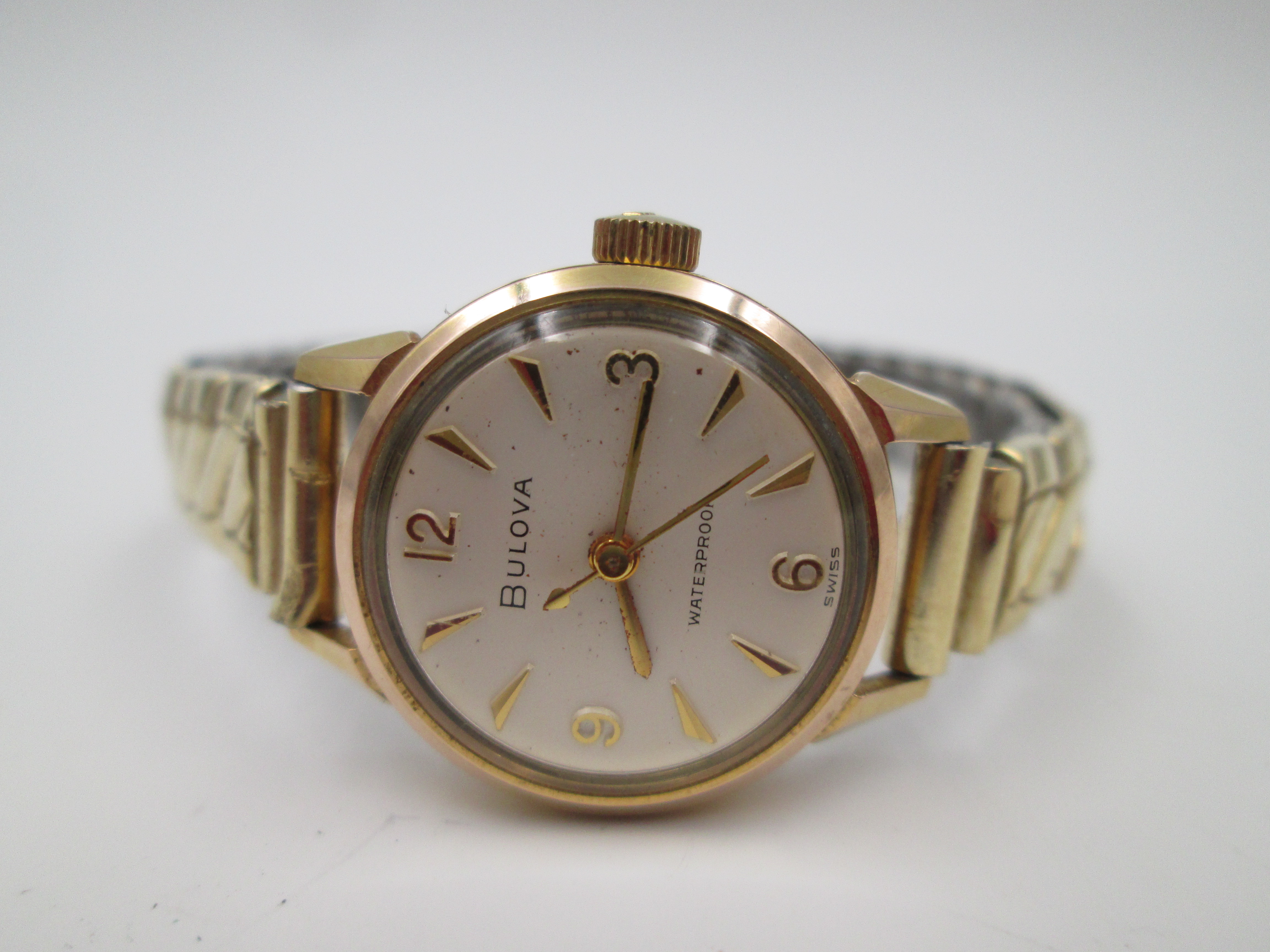 reloj mujer bulova acero oro brazalete cuerda 1960