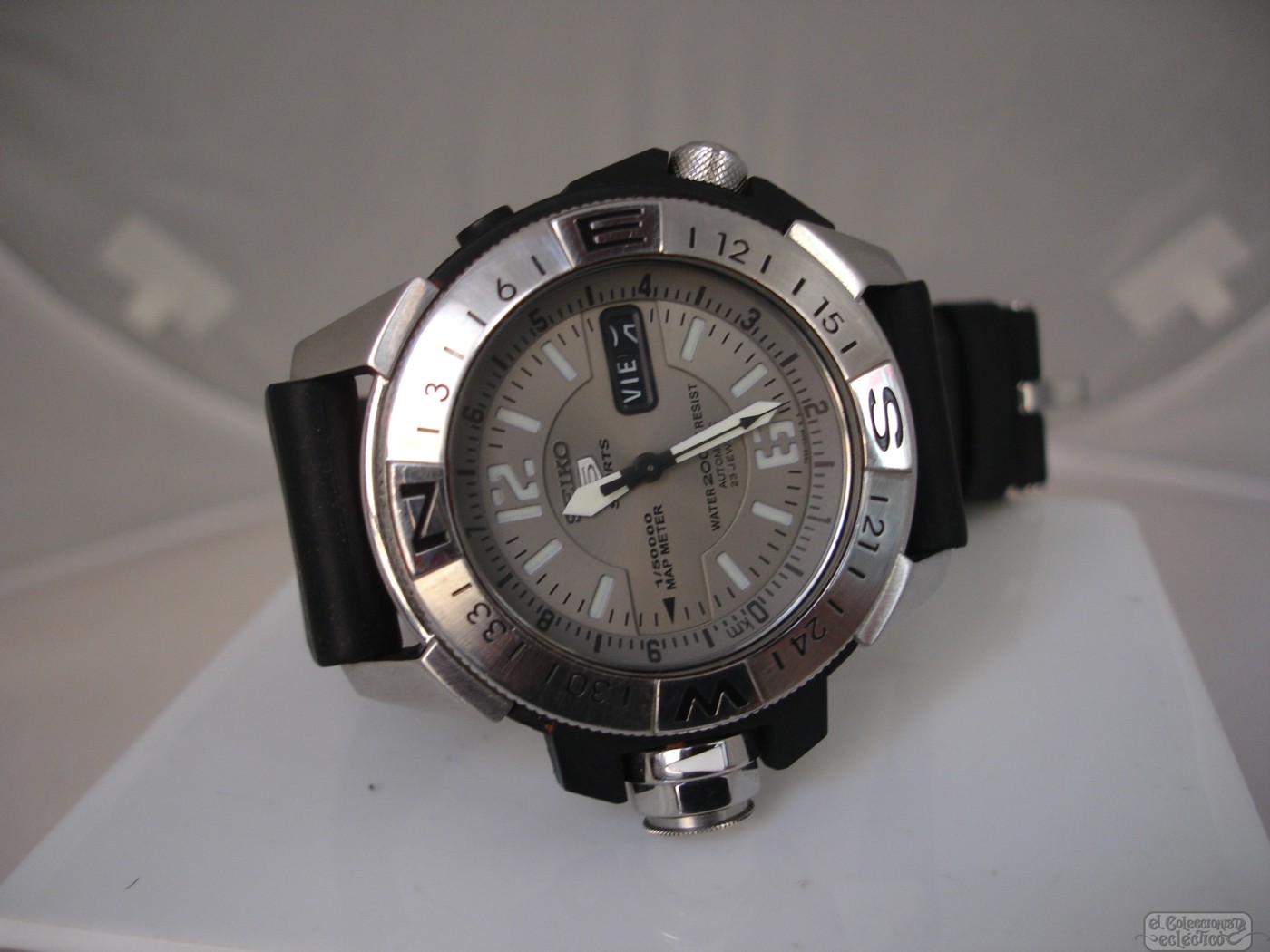 seiko atlas divers watch