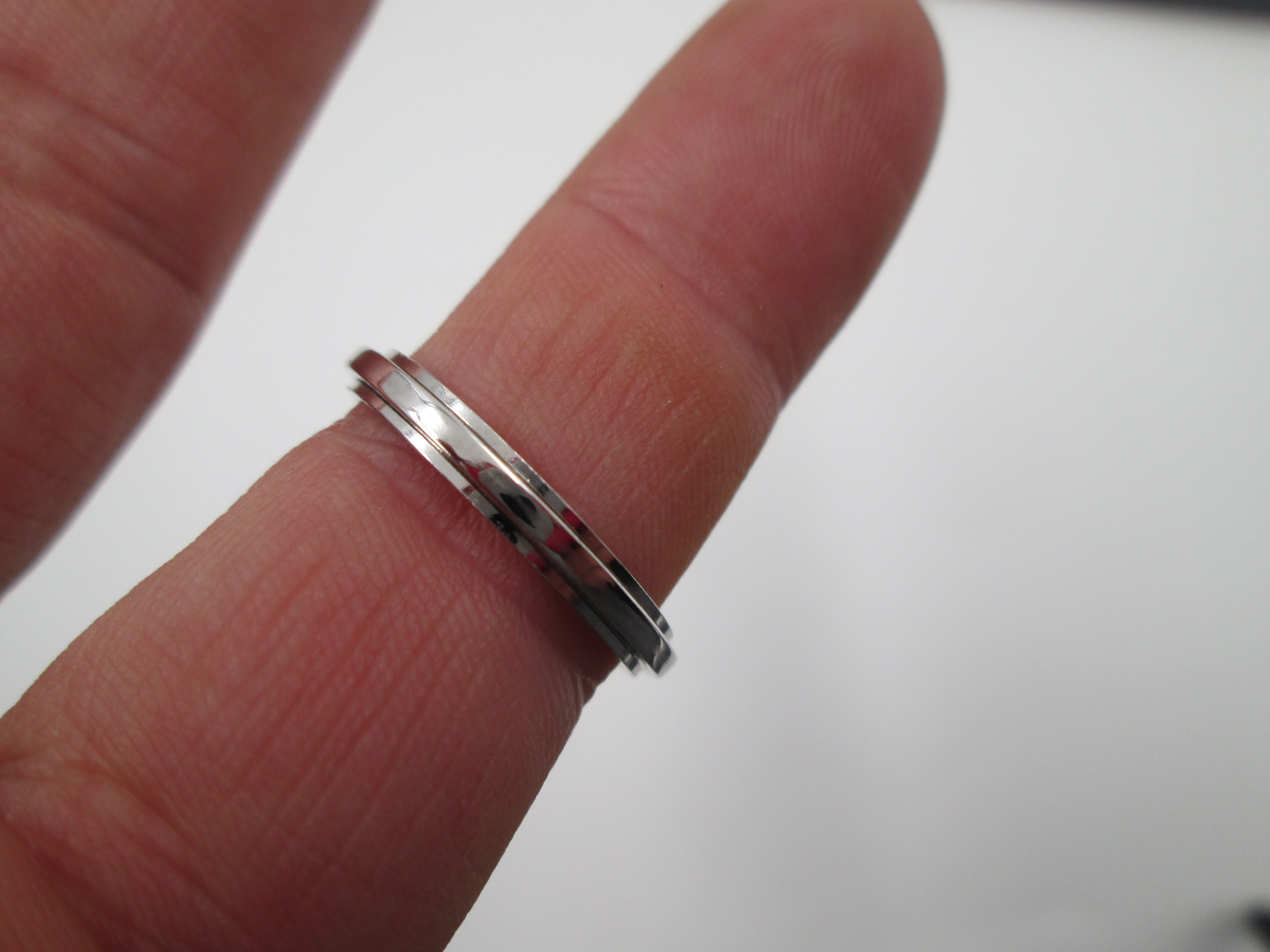 Possession Woman Wedding Ring 18k White Gold Piaget Box