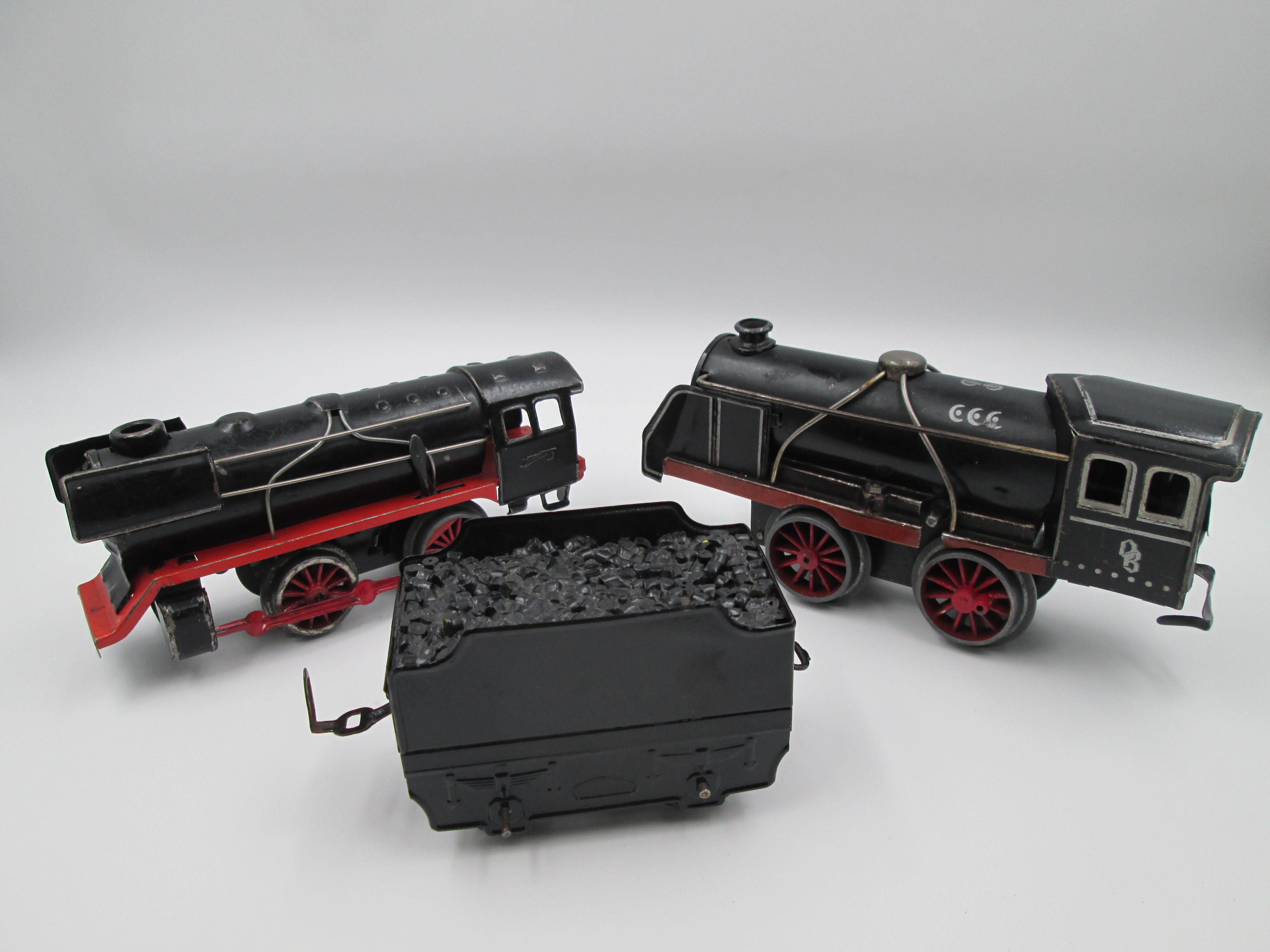 clockwork train