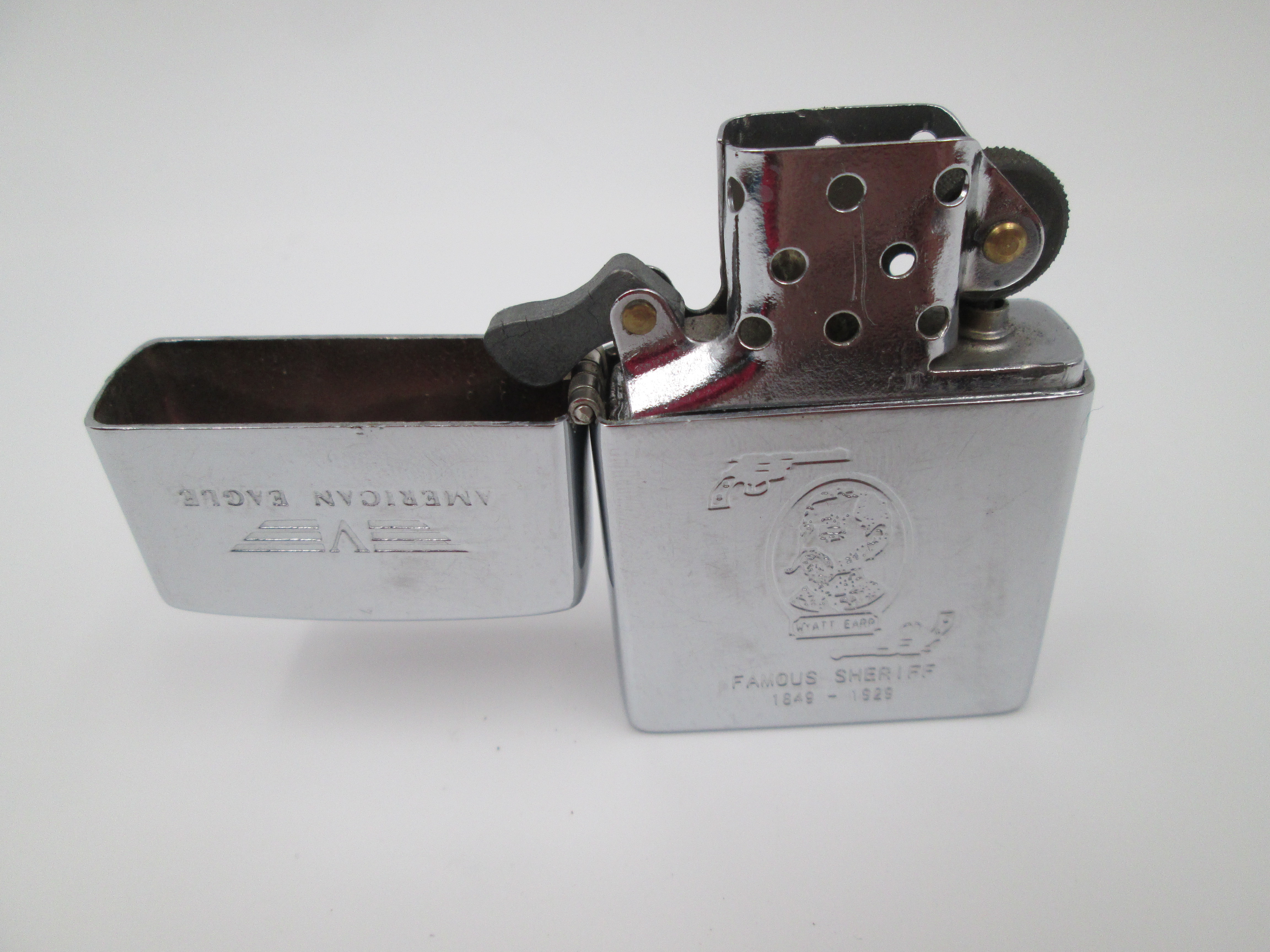 Zippo American Eagle Wyatt Earp Metal Cromado Gasolina 1990